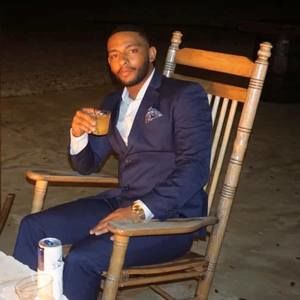 Meet your Posher, Adrian